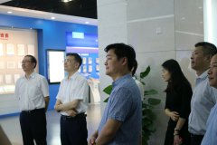 湖南省和長沙市有關領導聽取華振供水董事長的工作匯報
